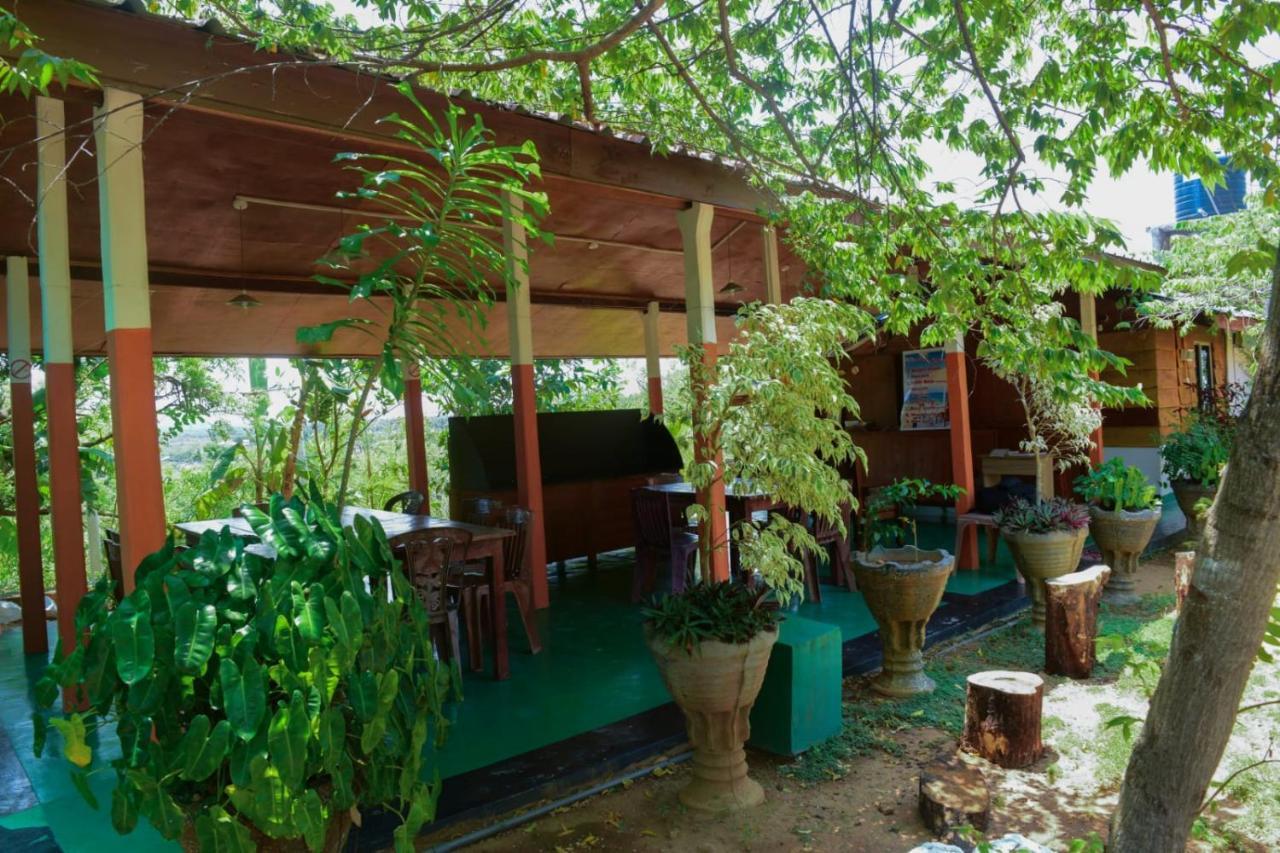 Sunntop Cabana Trincomalee Eksteriør billede