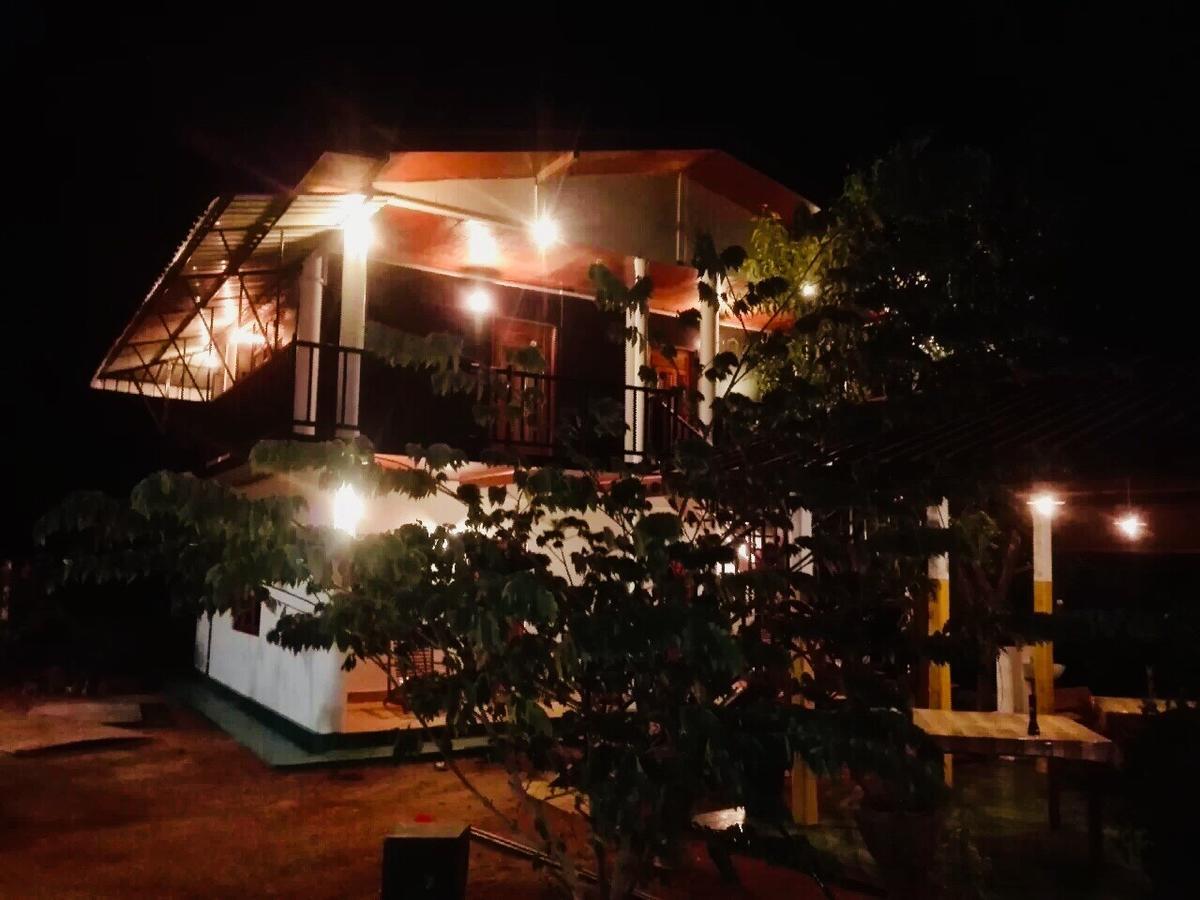 Sunntop Cabana Trincomalee Eksteriør billede