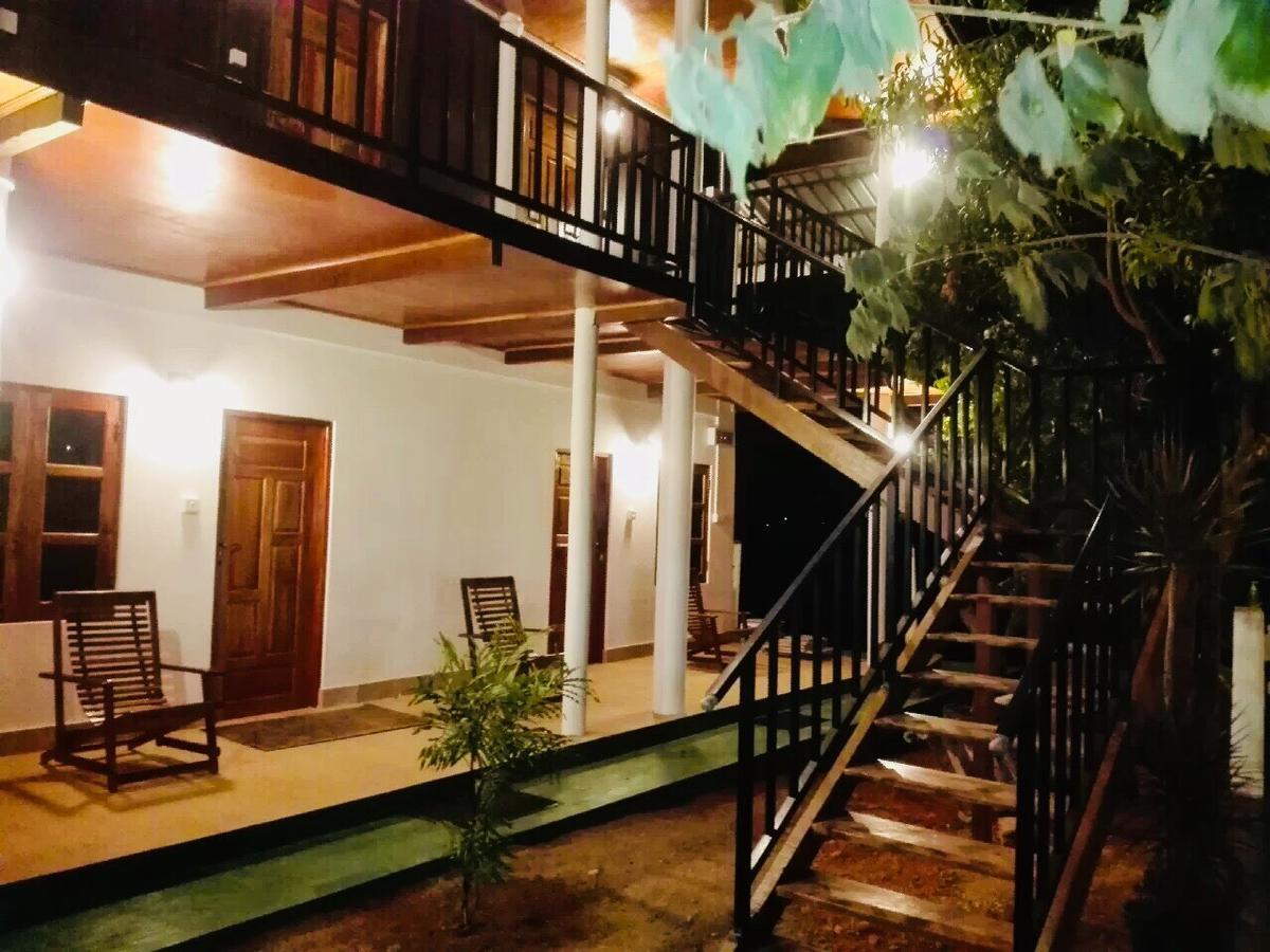 Sunntop Cabana Trincomalee Eksteriør billede