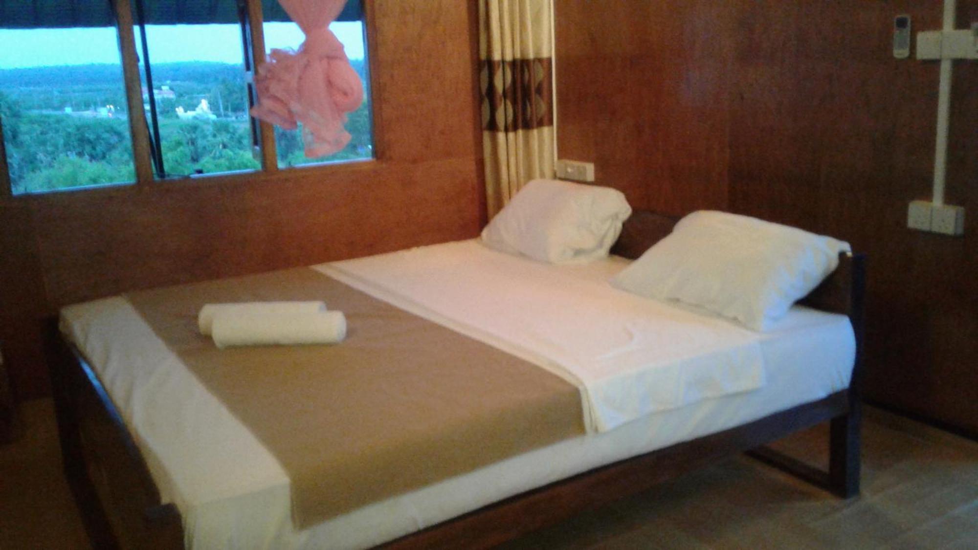 Sunntop Cabana Trincomalee Eksteriør billede